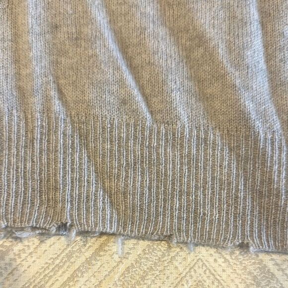 27 Miles Women’s Light Grey Skull Design Cashmere Sweater - Size S - Picture 4 of 9